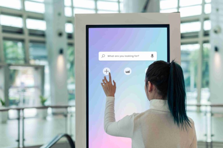 Complete Guide to Choosing Digital Signage Software in Malaysia